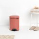 Купи 5 л цвят теракота розово кош за смет с педал Brabantia от