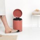Купи 5 л цвят теракота розово кош за смет с педал Brabantia от