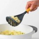 Преса за картофи и лъжица в цвят медено жълто Brabantia от серия TASTY +