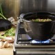 25 см черна керамична дълбока тенджера с капак EMILE HENRY модел ONE POT